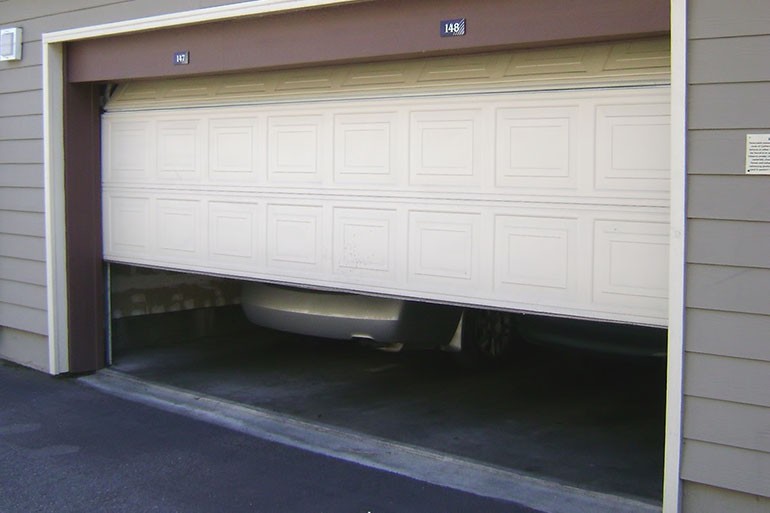 Door Not Closing​3